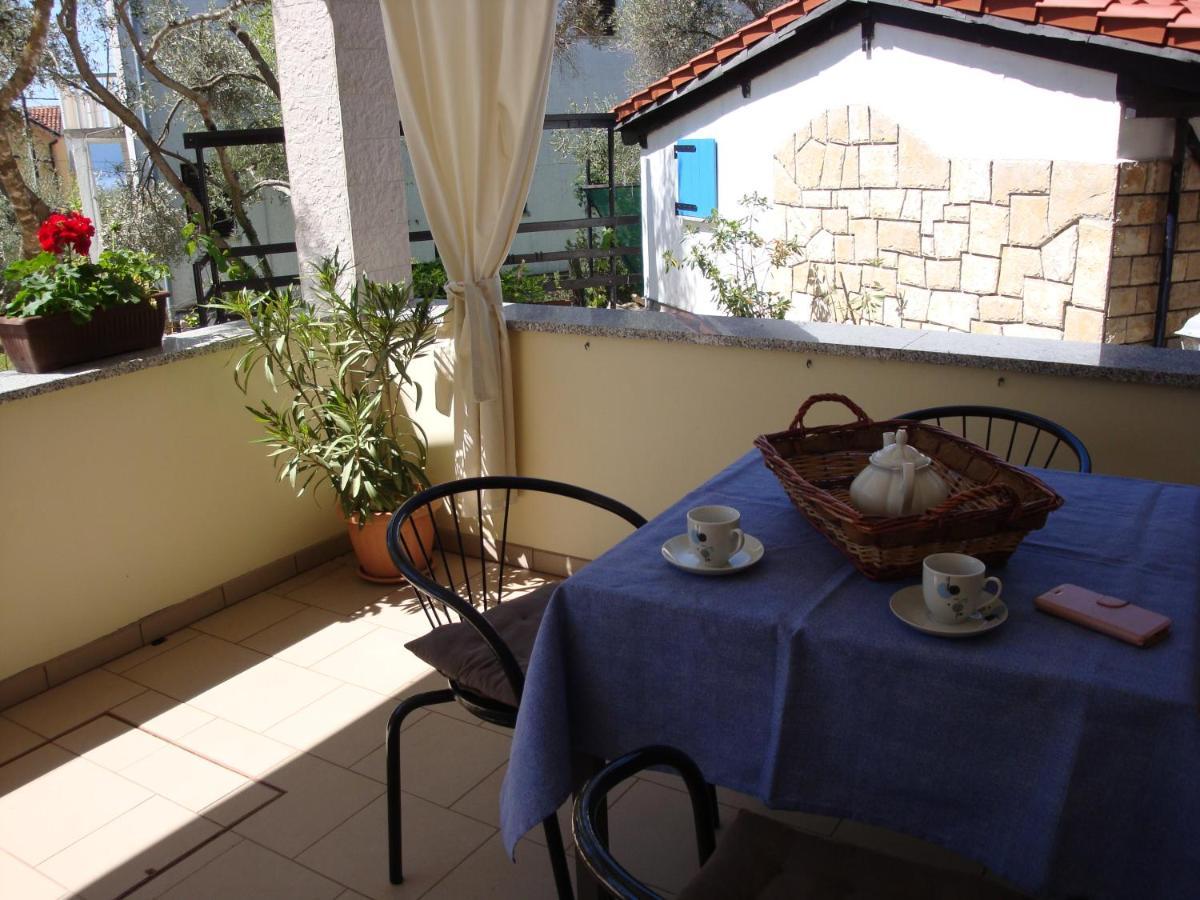 Apartments Olea Pinezići Екстериор снимка