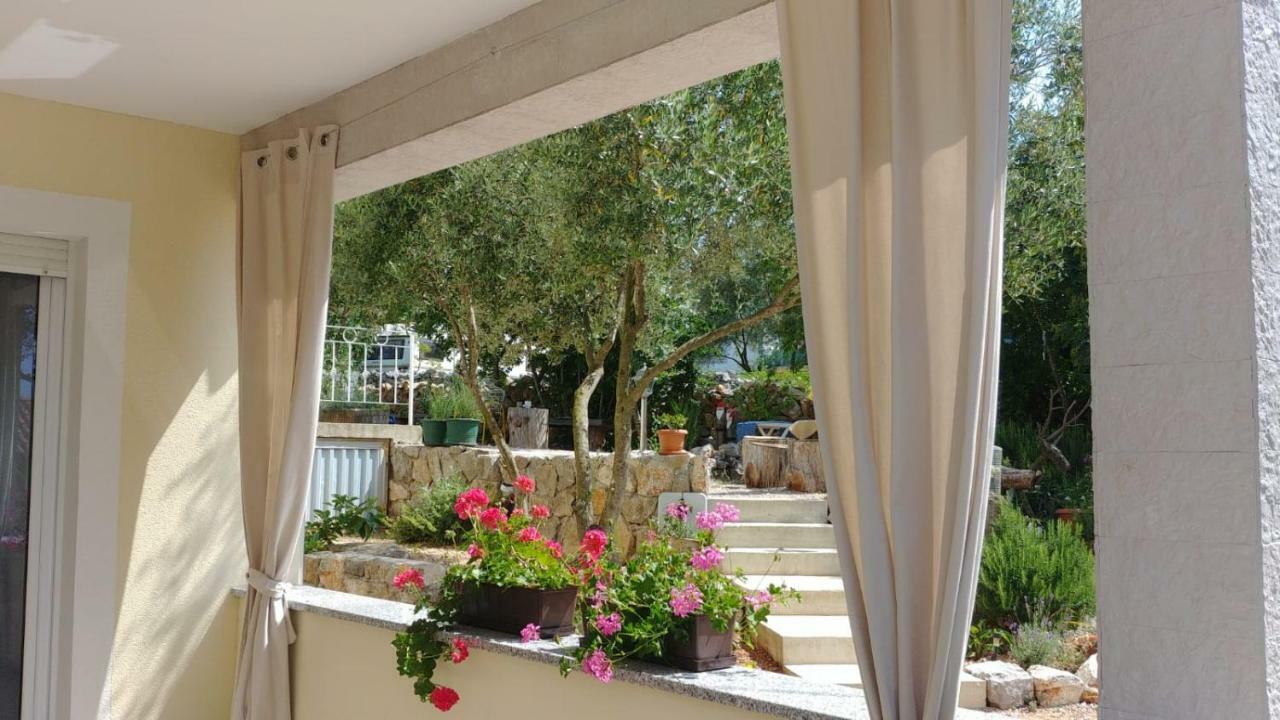 Apartments Olea Pinezići Екстериор снимка