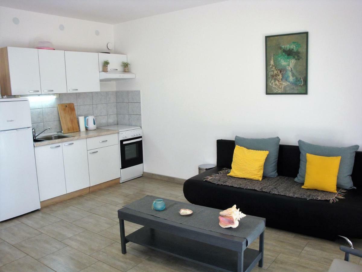 Apartments Olea Pinezići Екстериор снимка
