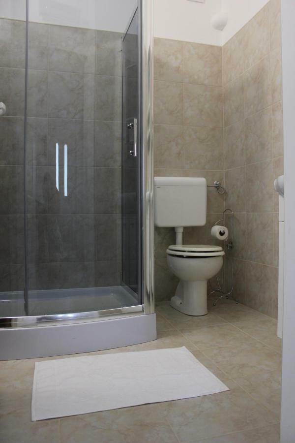 Apartments Olea Pinezići Екстериор снимка